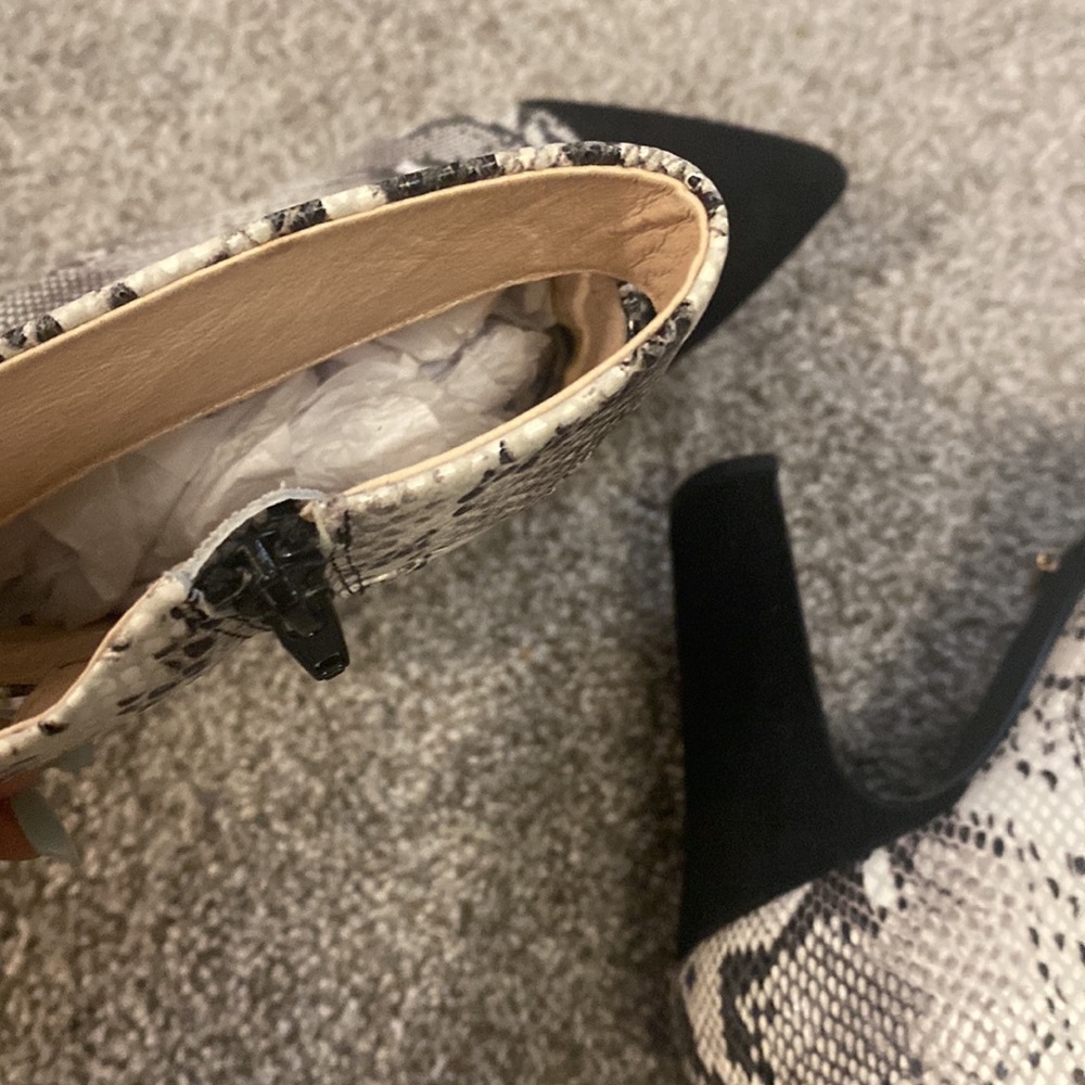 Women’s Heel - Picture 7 of 11
